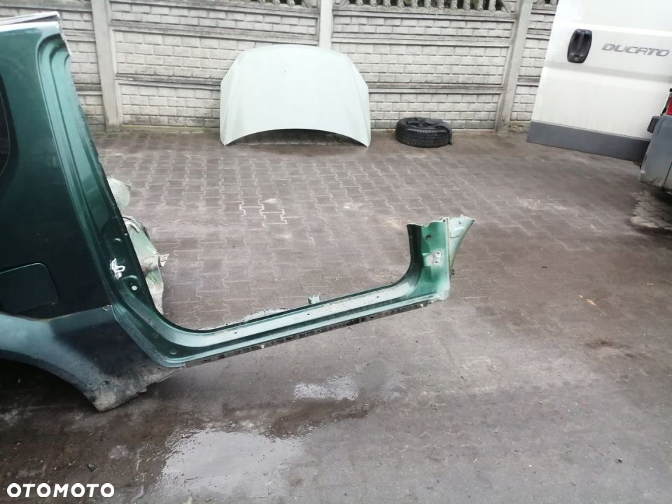 JIMNY 2011 prawy bok  błotnik tył cwiarrtka  MOSINA/POZNAN - 2