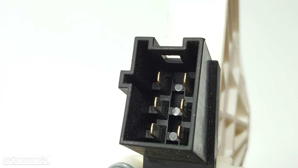 MOTOR ELEVADOR TRASEIRO DIREITO MERCEDES CLASE B (W245) 200 TURBO (245.234) - 5