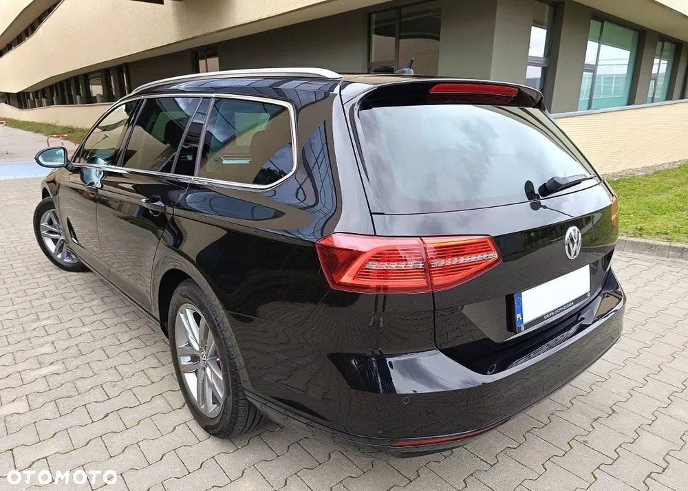 Volkswagen Passat - 13