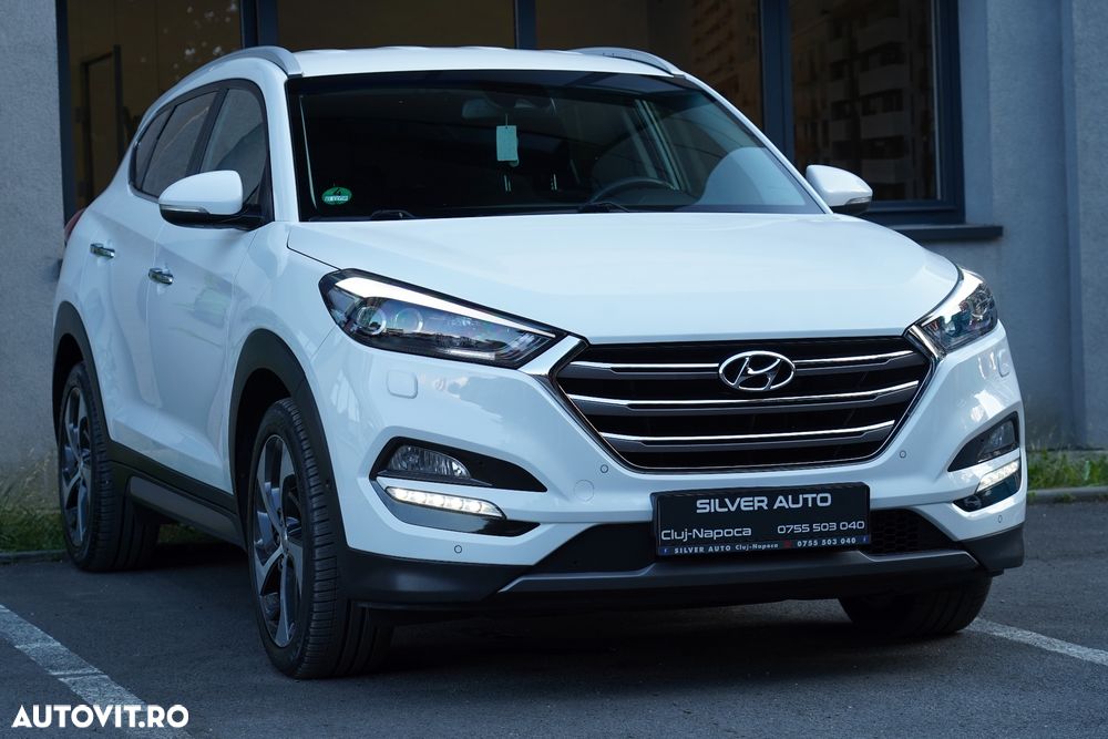 Hyundai Tucson 2.0 CRDI 4WD Automatik Premium - 24