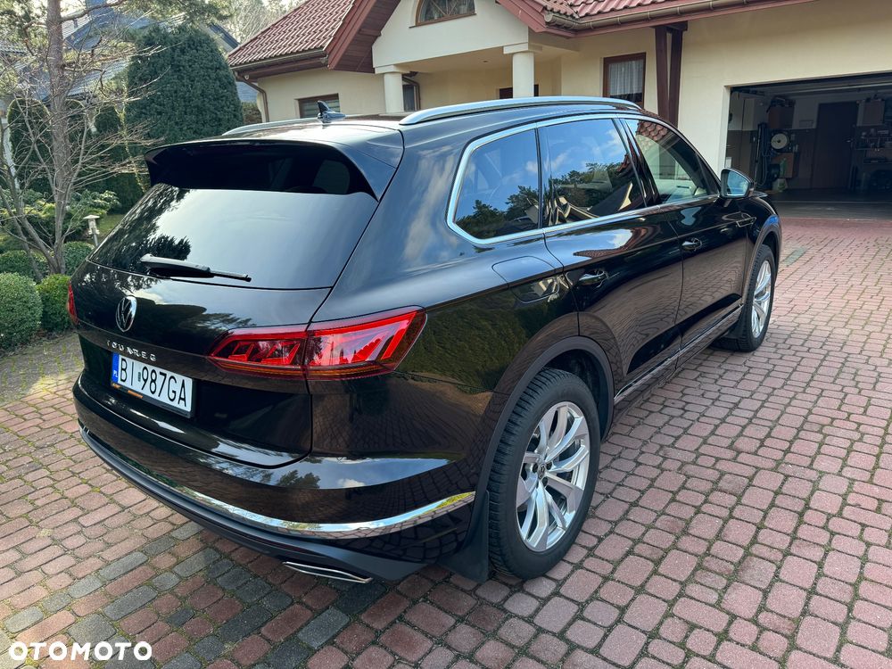 Volkswagen Touareg 3.0 V6 TDI 4Motion Elegance - 3