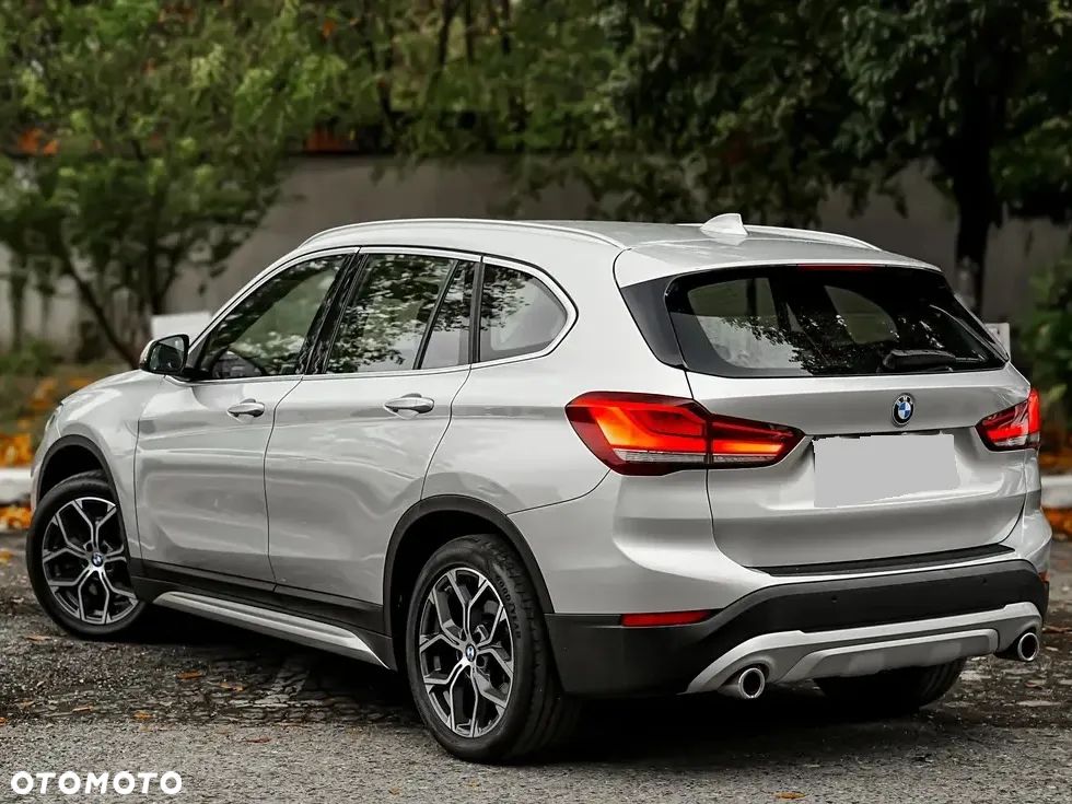 BMW X1 xDrive20d xLine - 9