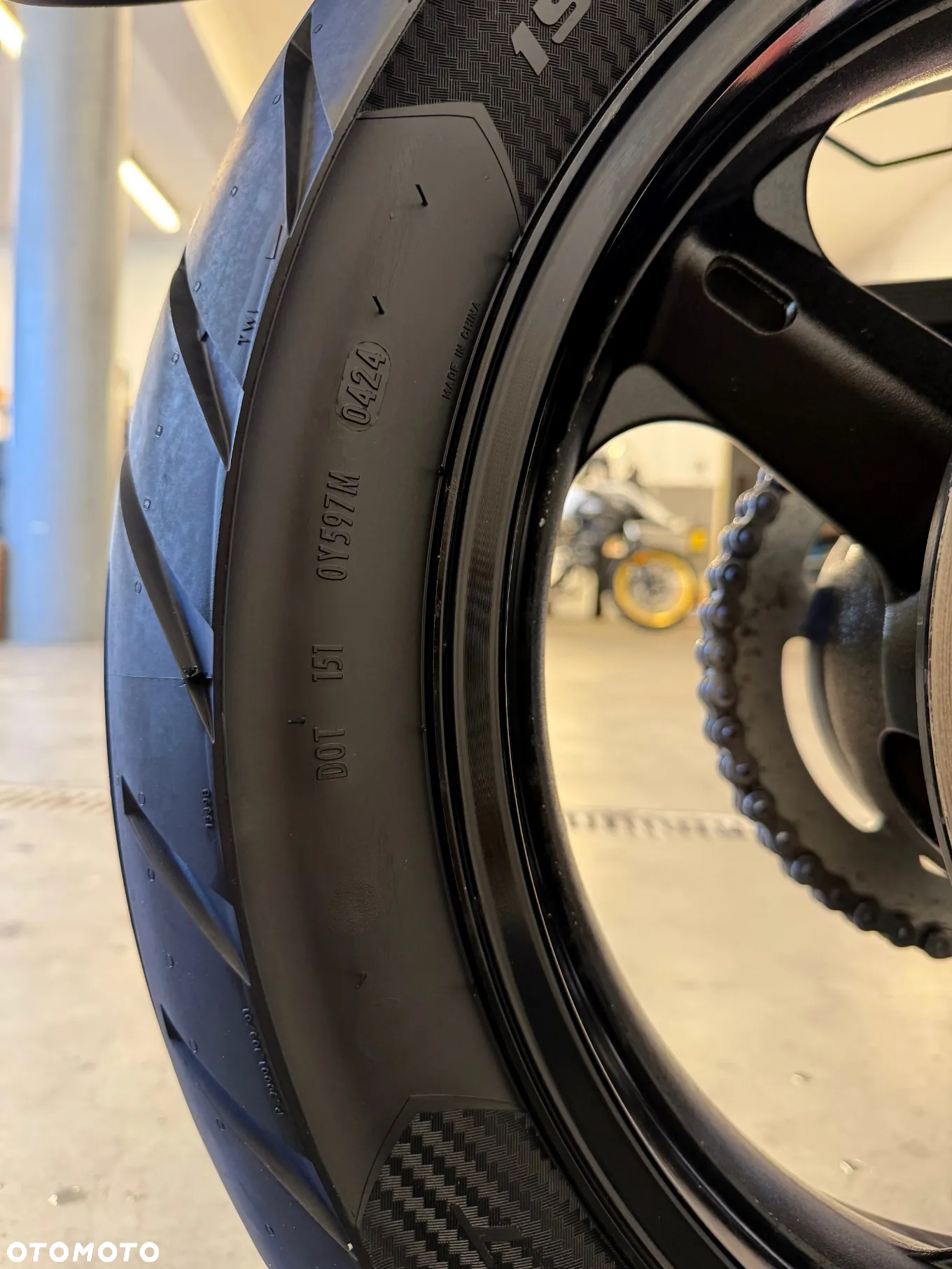 Suzuki V-STROM - 17
