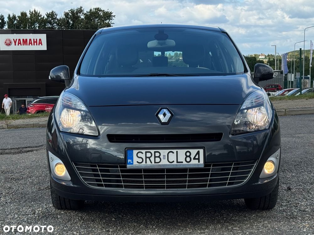 Renault Grand Scenic - 9