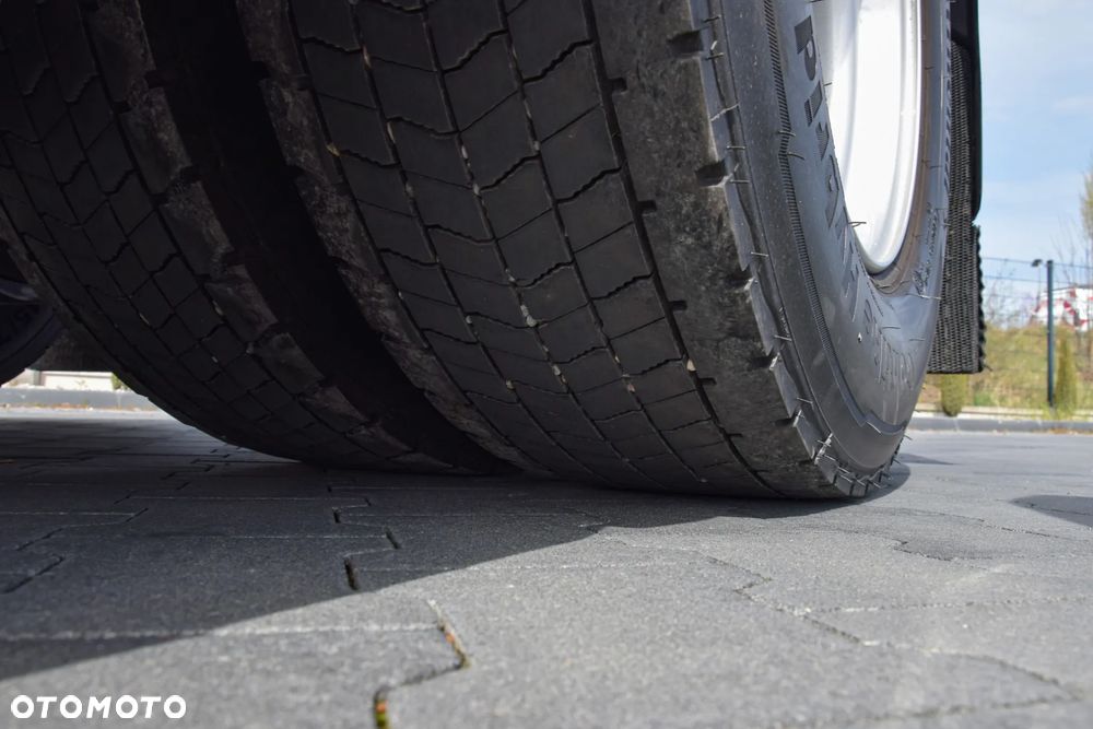 Volvo FH500 / EURO 6 / KLIMATYZACJA POSTOJOWA / ACC / LEDY / 2 ZBIORNIKI / FULL SPILERY / SERWISOWANY / SPROWADZONY - 14