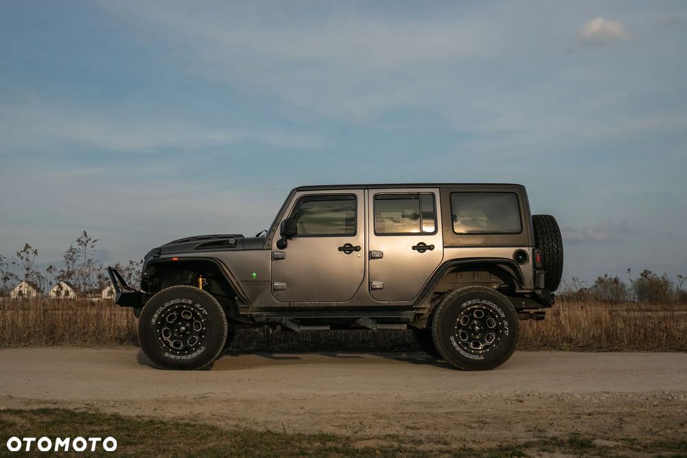 Jeep Wrangler 3.6 Unlim Sahara - 10