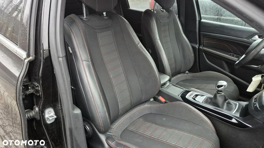 Peugeot 308 - 17