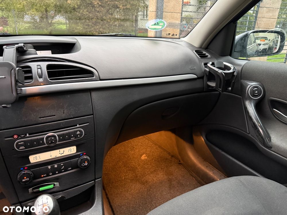 Renault Laguna 1.6 16V Expression - 15