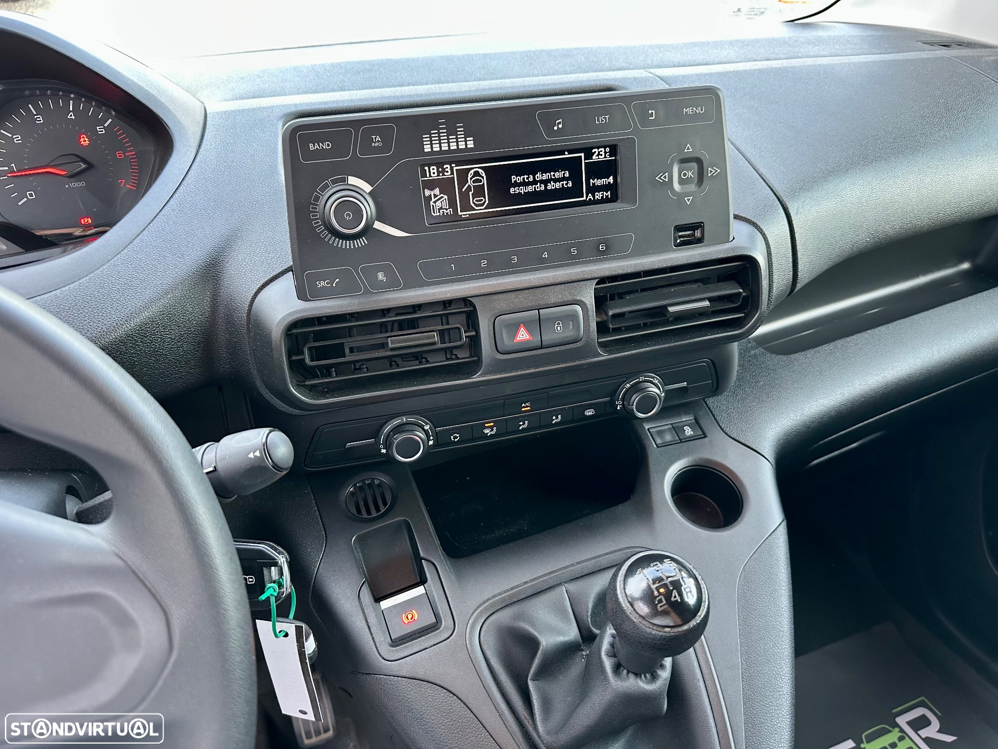 Peugeot Partner - 24