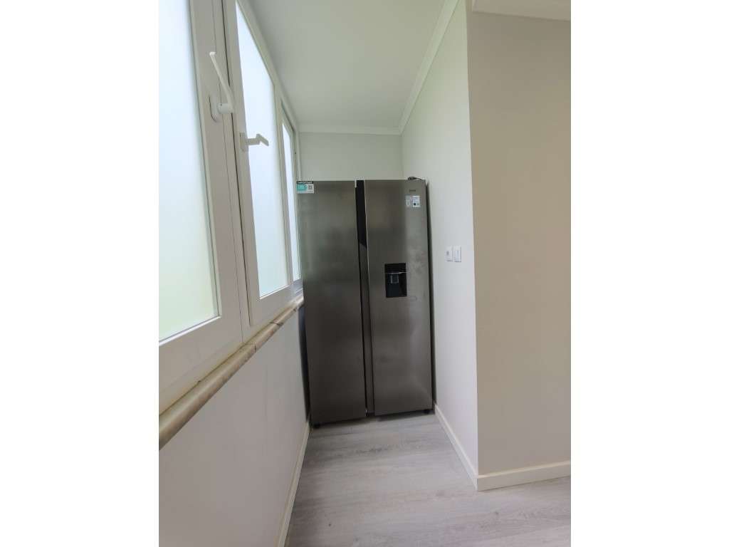 Oportunidade em Benfica! Apartamento T2 Remodelado pronto a habitar... - Grande imagem: 4/13