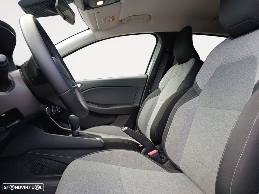 Renault Clio 1.0 TCe Intens CVT — fotografia 9