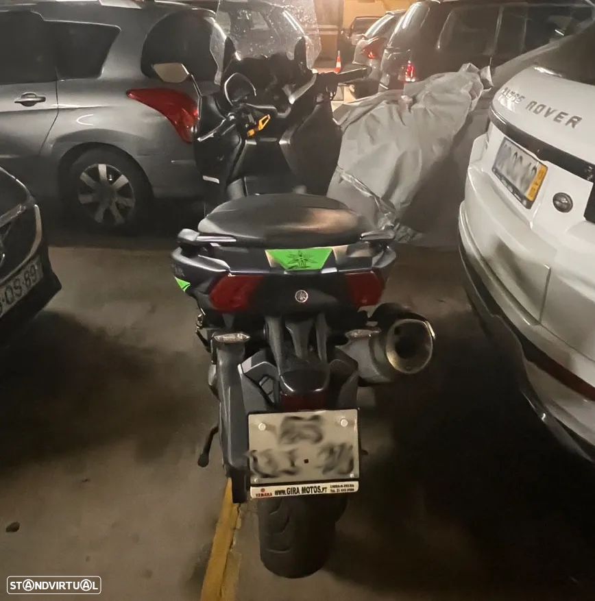 Yamaha TMAX DX - 4