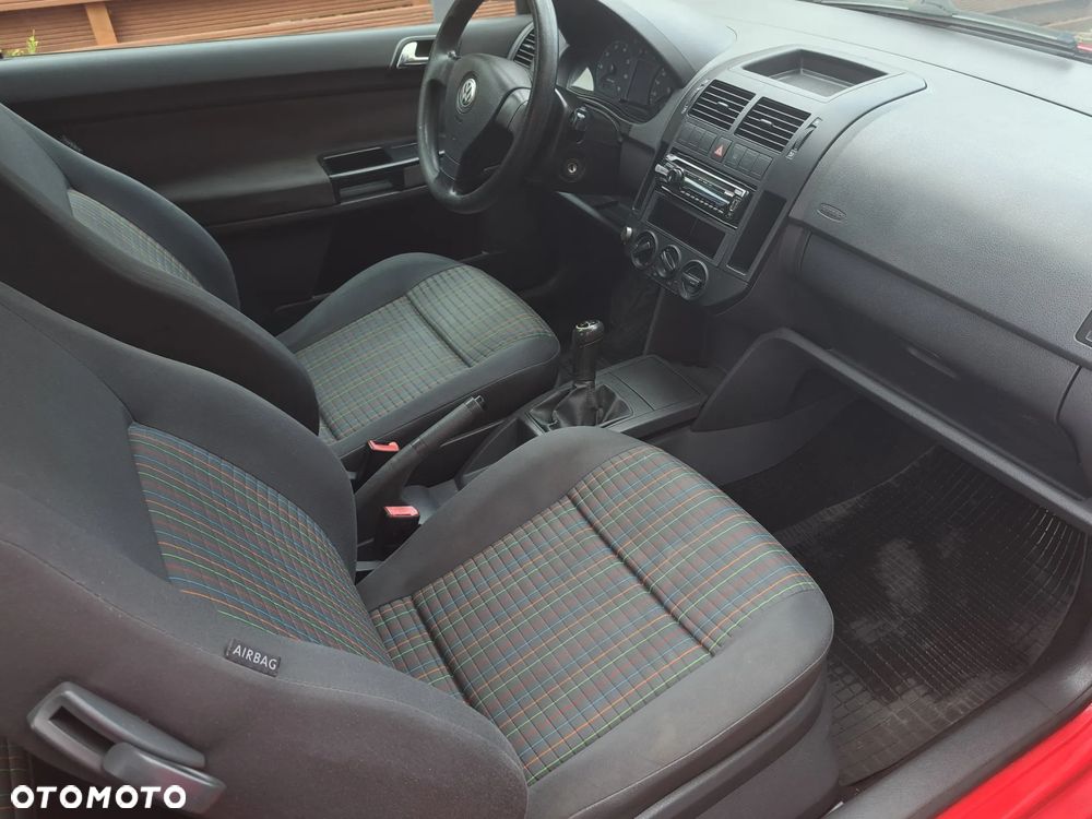 Volkswagen Polo - 8