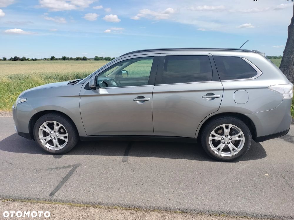 Mitsubishi Outlander 2.2 DI-D 4WD Intense - 5
