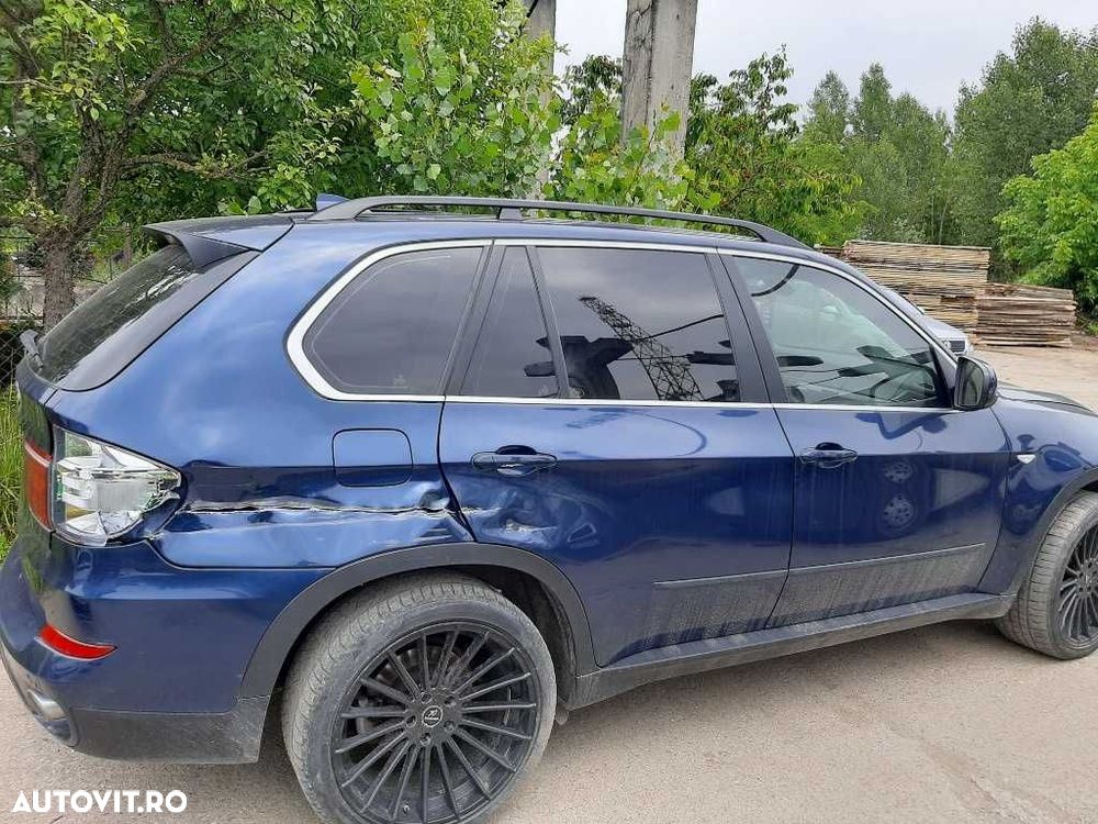 Usa dezechipata dreapta fata BMW X5 E70 Facelift - 1