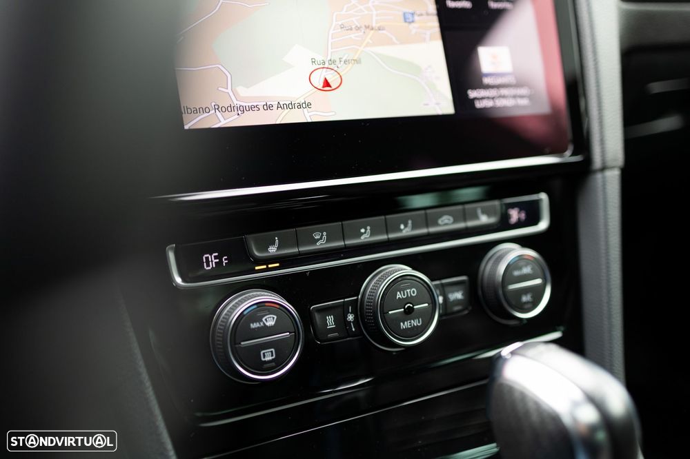 VW Golf 2.0 TDI GTD DSG - 33