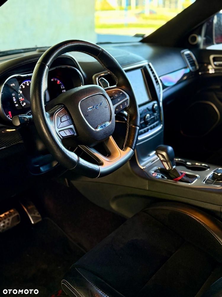 Jeep Grand Cherokee 6.4 V8 SRT8 - 12
