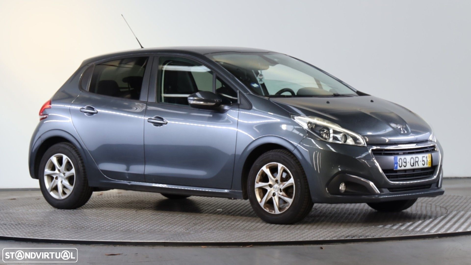 Peugeot 208 1.2 PureTech Active - 5