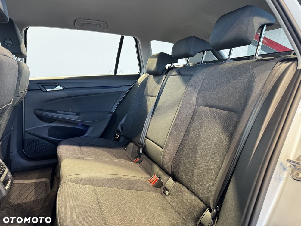 Volkswagen Golf - 12