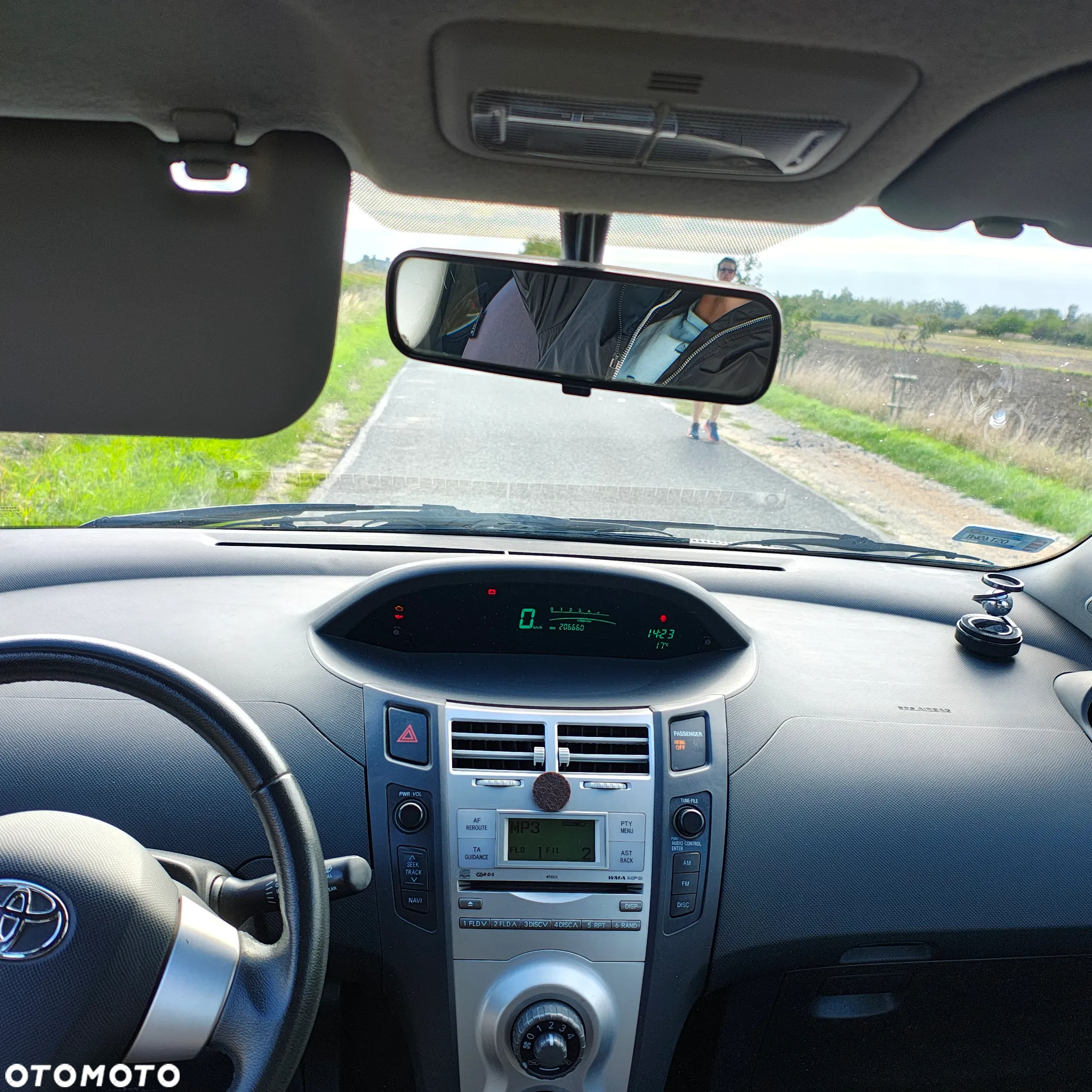 Toyota Yaris 1.3 Luna A/C - 10