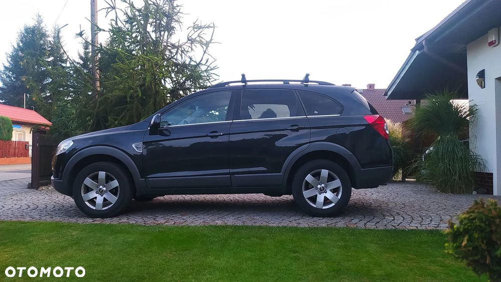 Chevrolet Captiva 2.4 LS - 4
