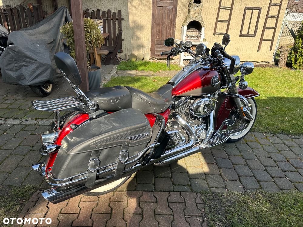 Harley-Davidson Touring Road King - 4