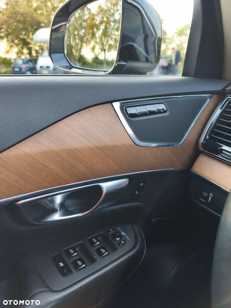 Volvo XC 90 D5 AWD Geartronic Inscription - 21
