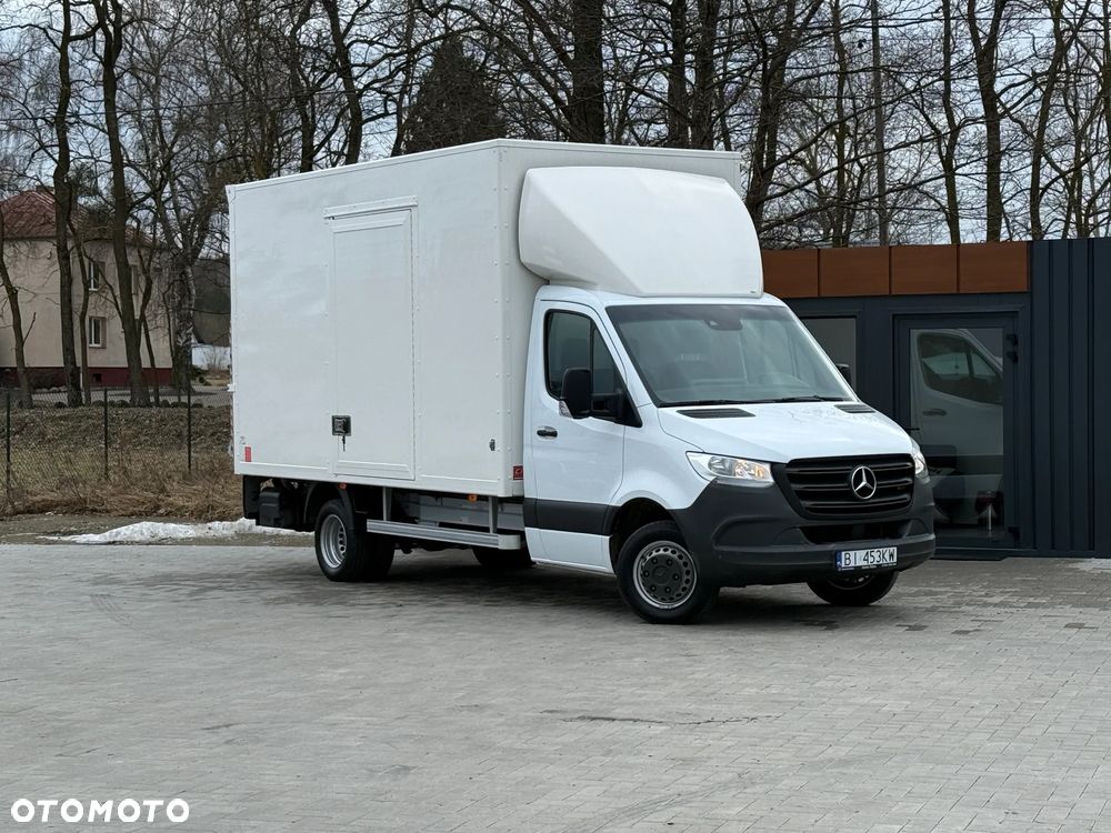 Mercedes-Benz Sprinter 515 CDI / 2.0 150KM / 2022 ROK / Kontener 4,2m + Winda Dhollandia 750KG / ZAREJESTROWANY W PL - 1