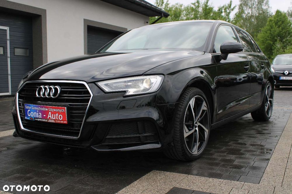 Audi A3 Sportback - 12