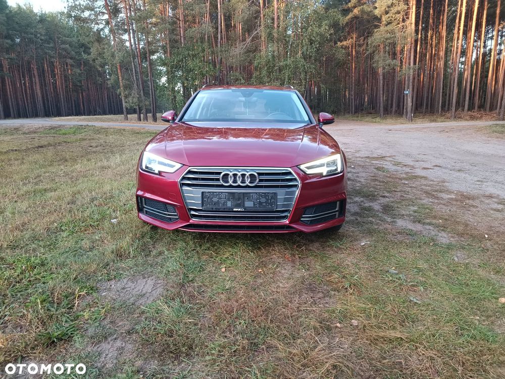 Audi A4 Avant 2.0 TDI S tronic sport - 2