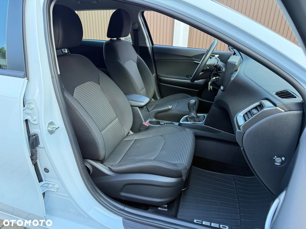 Kia Ceed 1.0 T-GDI S - 11