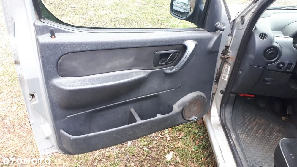 BERLINGO PARTNER I części BŁOTNIK Drzwi Maska Klapa - 24