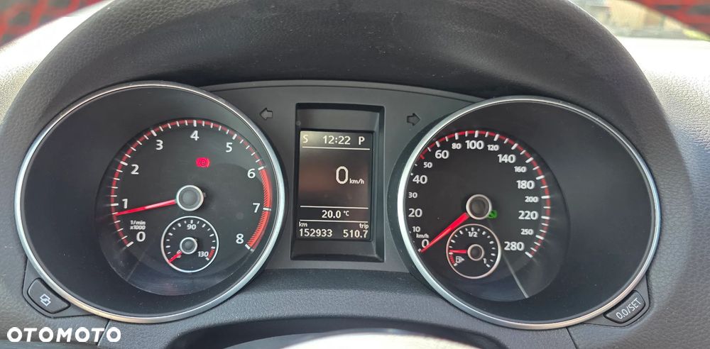 Volkswagen Golf 2.0 GTI DSG adidas - 17