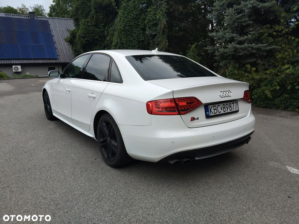 Audi S4 Limousine - 3