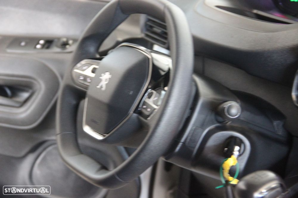 Peugeot Partner 1.5 BlueHDi Premium Standard - 22