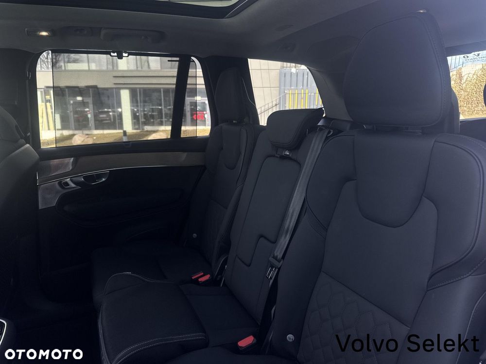 Volvo XC 90 - 31