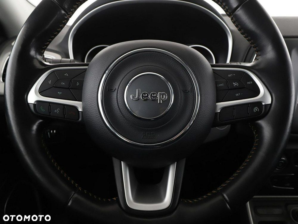 Jeep Compass 1.3 T-GDI I4 Longitude - 22