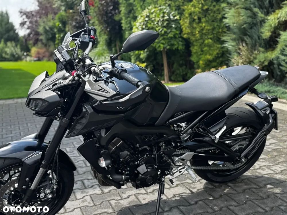 Yamaha MT - 2