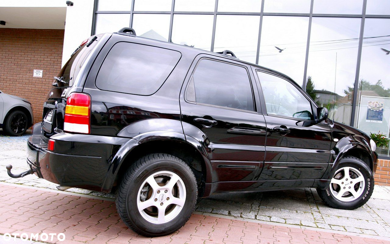 Ford Maverick - 26