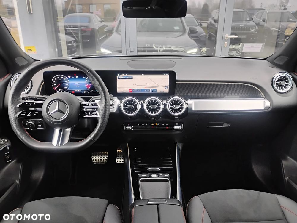 Mercedes-Benz GLB 200 mHEV AMG Line 7G-DCT - 18
