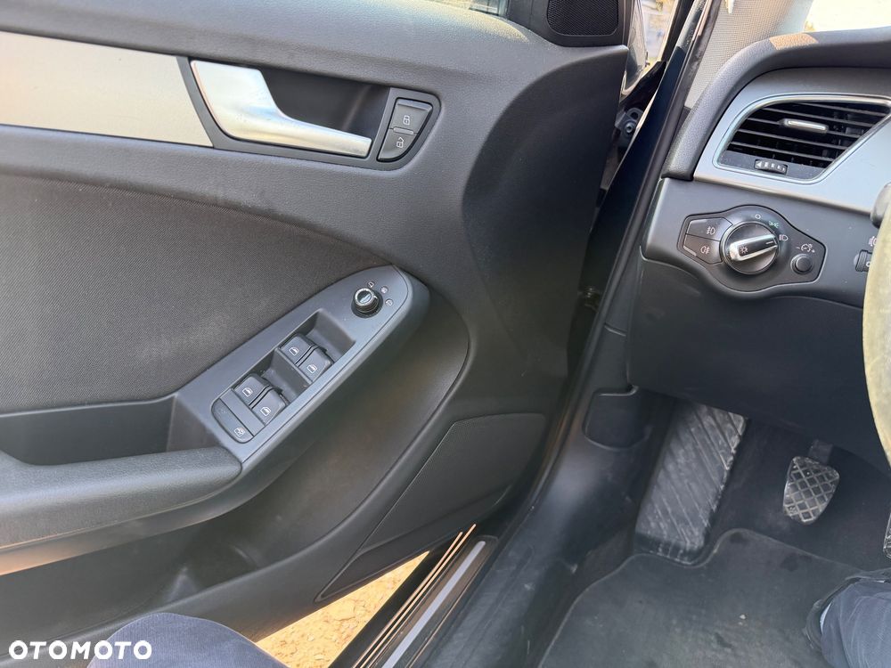 Audi A4 Avant 2.0 TDI DPF Attraction - 34