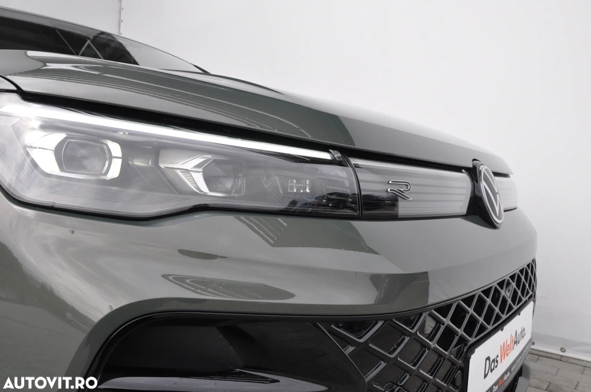 Volkswagen Tiguan 2.0 TDI DSG 4Motion R-Line - 9