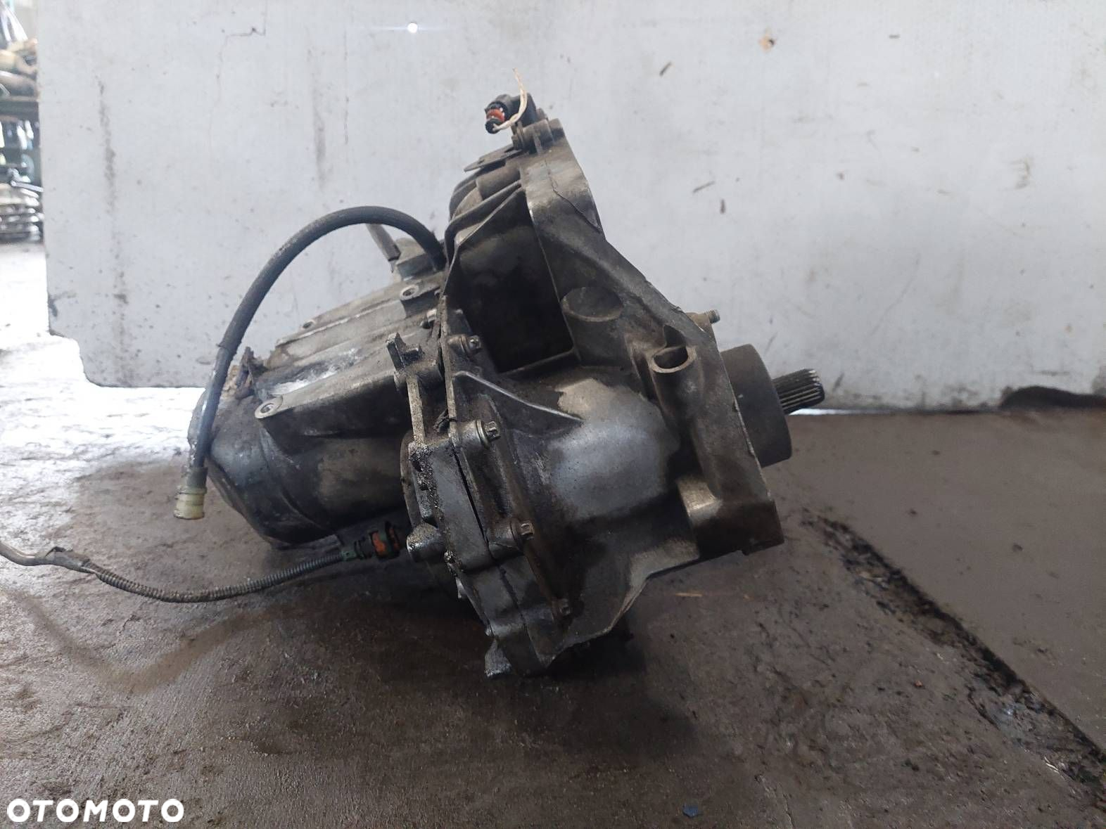 SKRZYNIA BIEGÓW RENAULT CLIO II Phase I 1.5 DCI JC5128 - 5