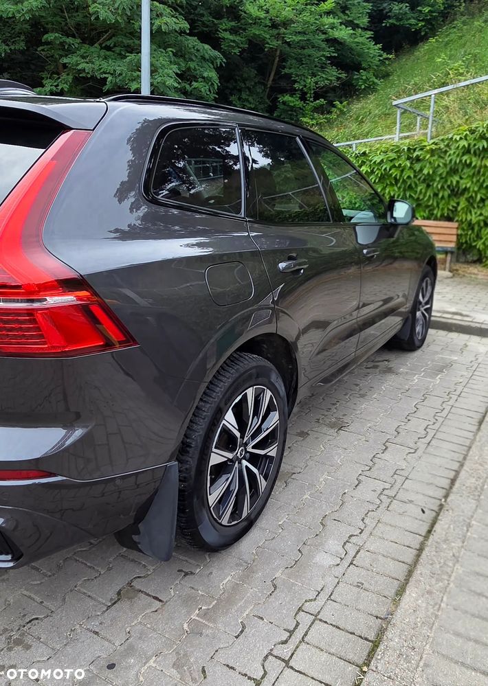 Volvo XC 60 B4 D Plus Dark - 9