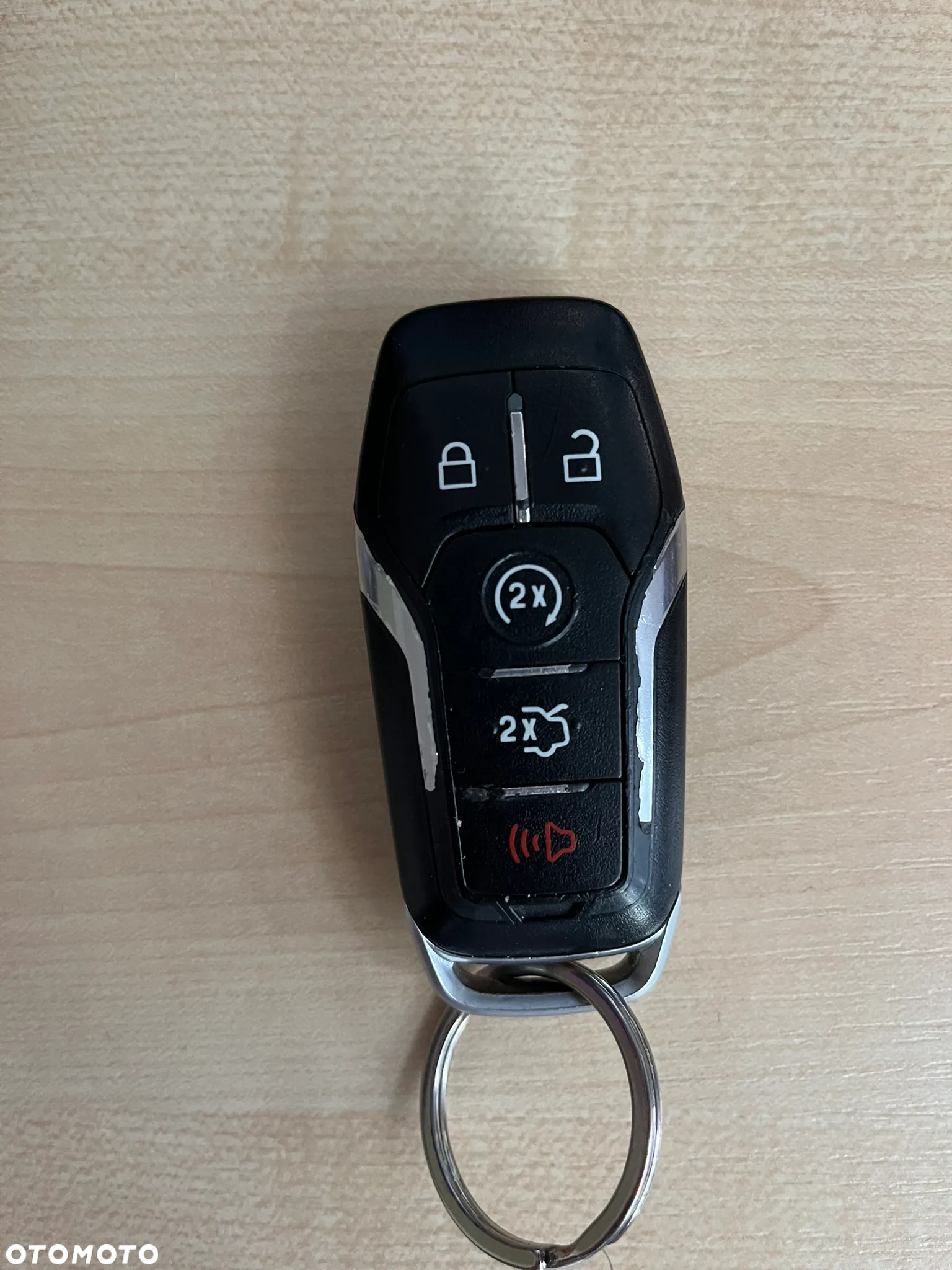 Ford Fusion 2.0 EcoBoost Titanium - 33