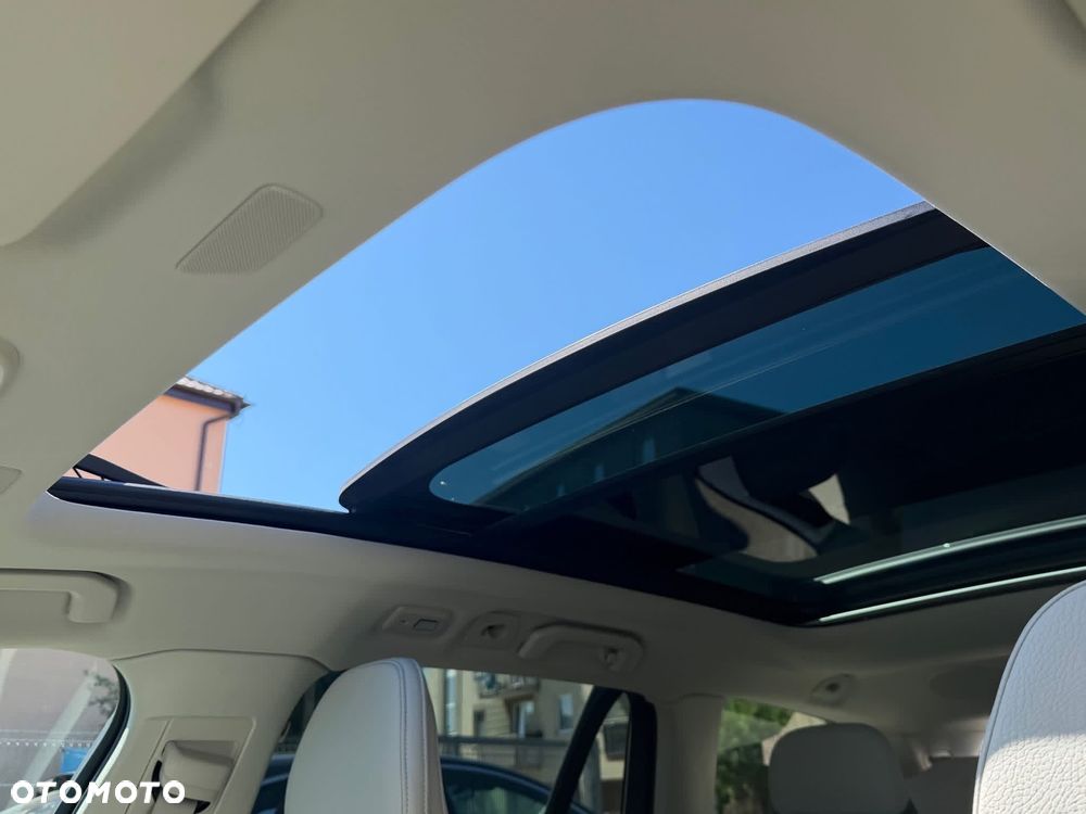 Volvo V60 B4 B Ultra Dark - 10