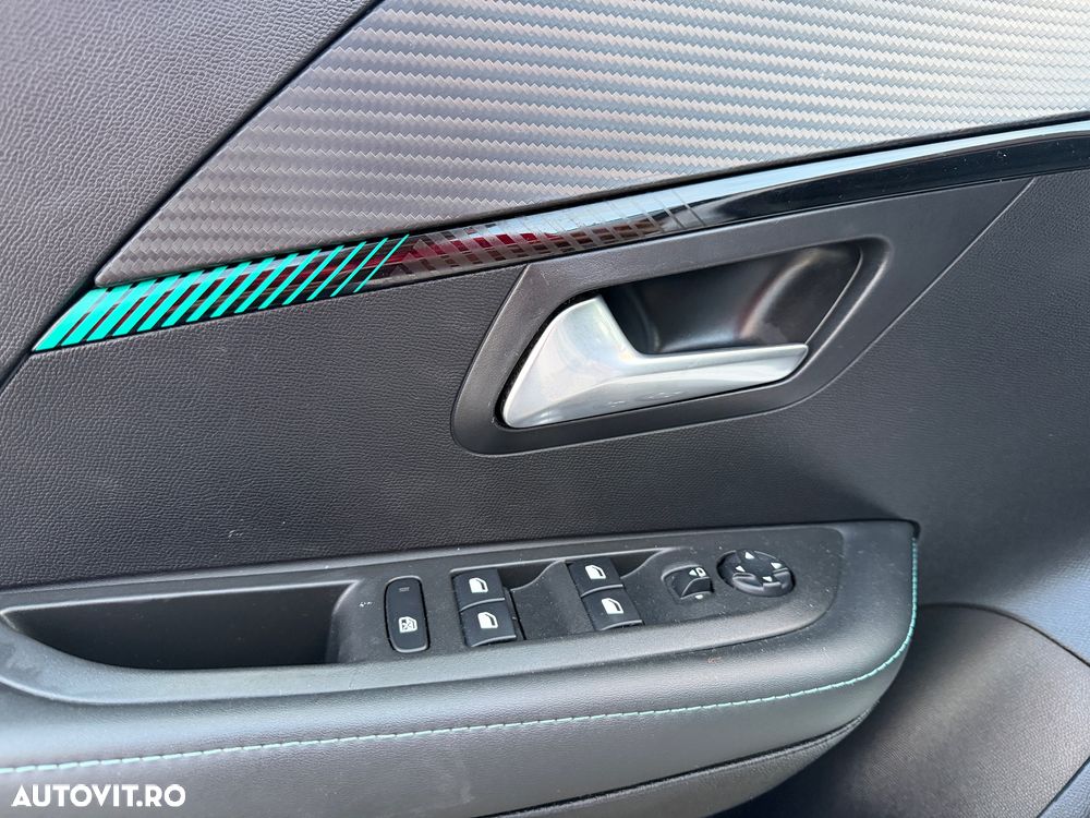 Peugeot 208 1.2 L PureTech STT EAT8 GT Pack - 15