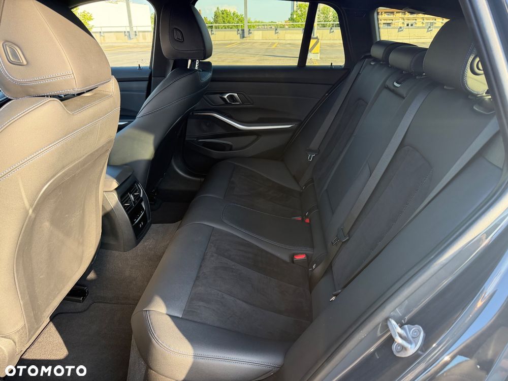BMW Seria 3 320d xDrive MHEV M Sport sport - 8