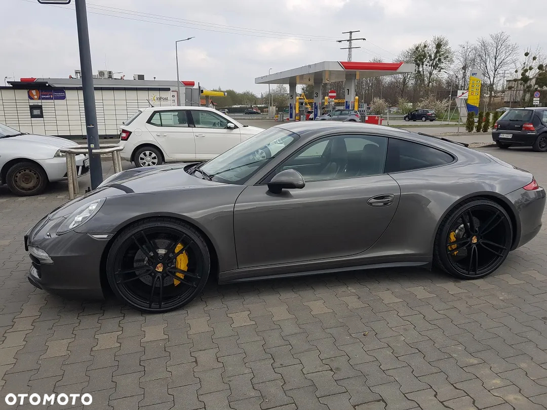Porsche 911 Carrera 4S PDK - 3