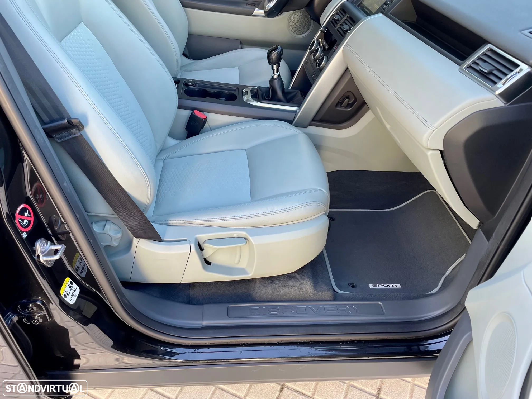 Land Rover Discovery Sport 2.0 TD4 SE - 39